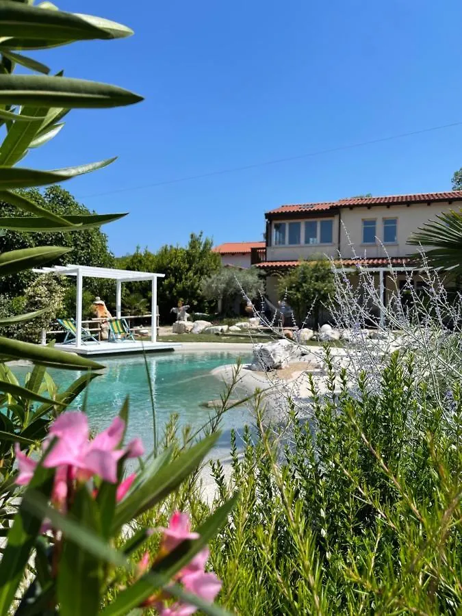 Villa Tilly Trarivi